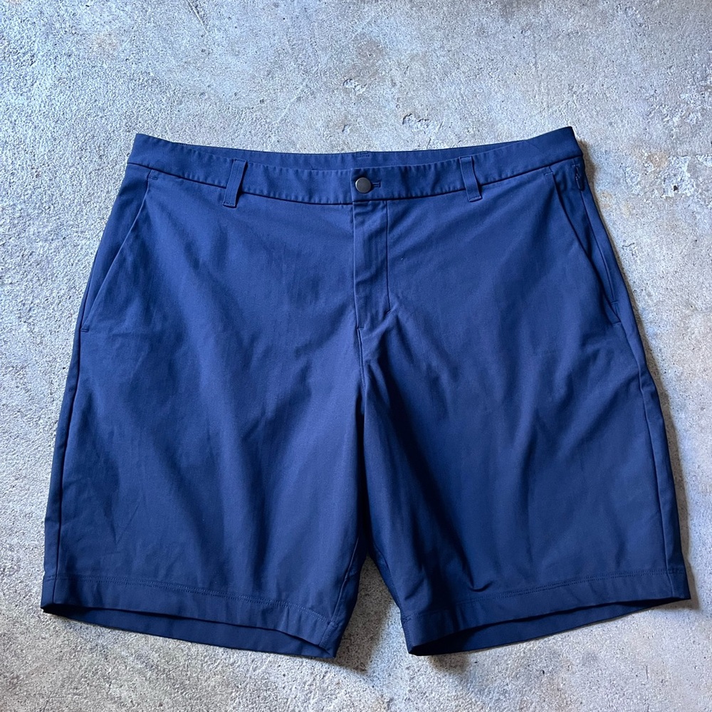 Lululemon men Navy Performance Men’s Shorts